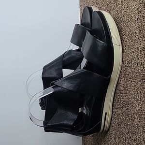 Eileen Fisher Sport Platform Black Leather Sandals Strappy sz 8